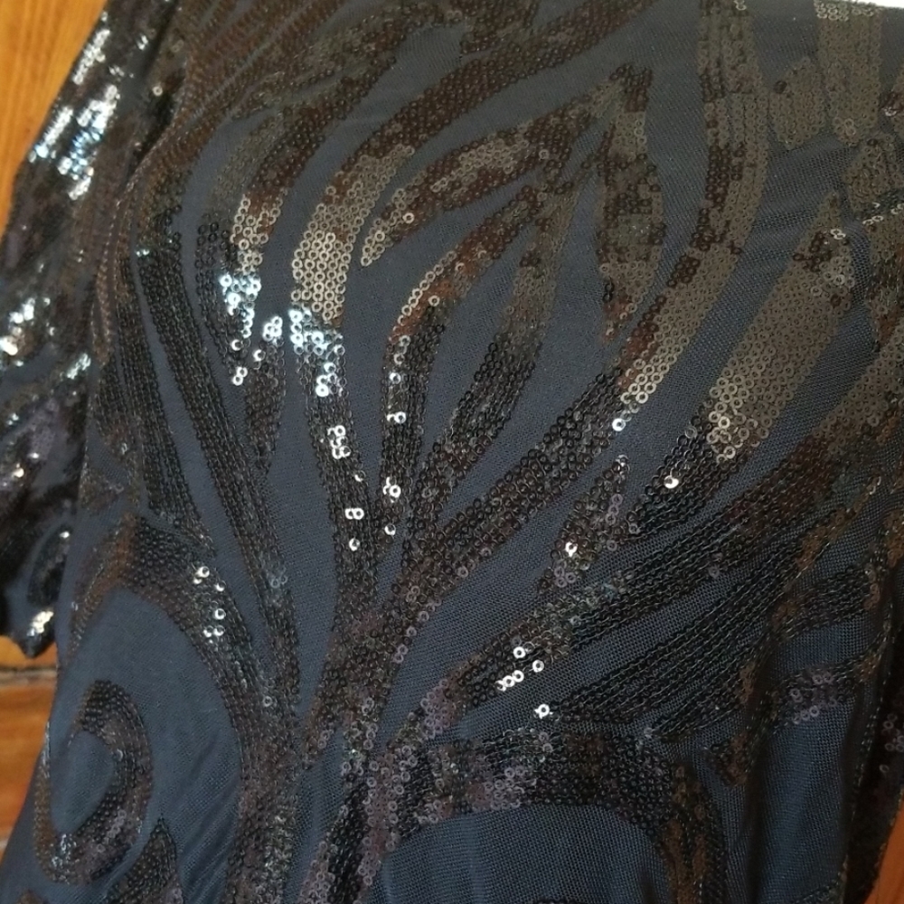LBD - Picture 2 of 4